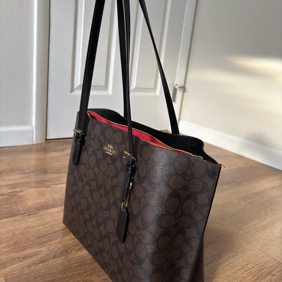 Coach Mollie Tote Bag In Signature
Canvas Black and Brown - Picture 7 of 9